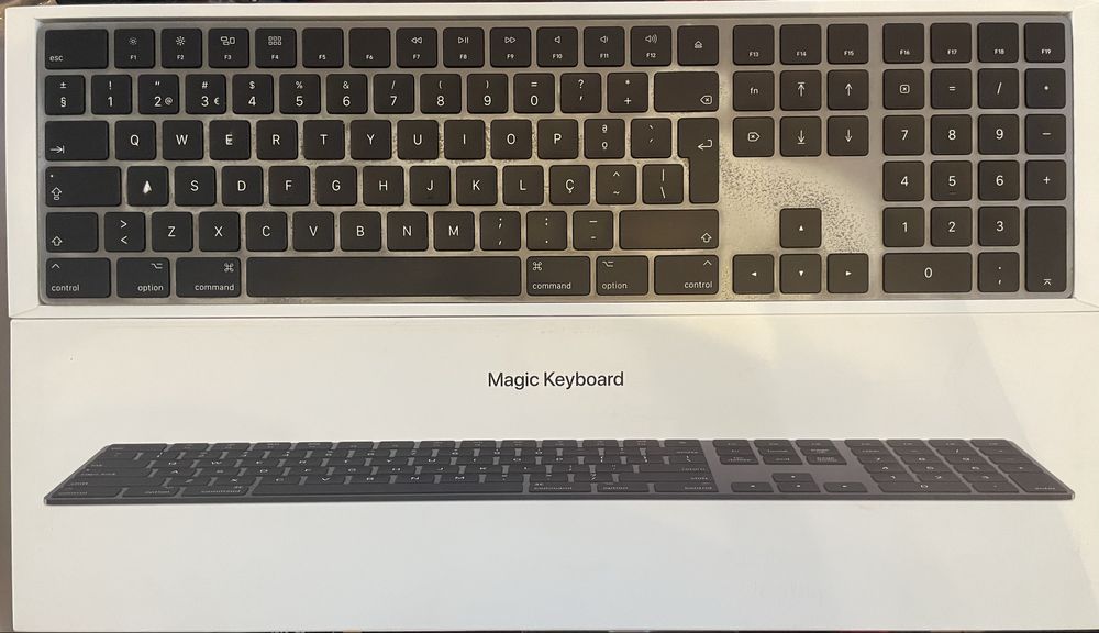 Magic Keyboard - teclado Apple425563336810833922