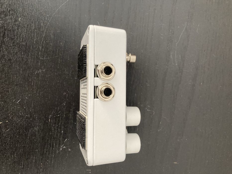 EHX Mod 11 Modulator