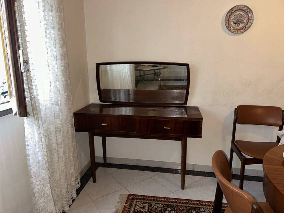 Móvel madeira/ Aparador