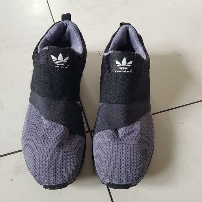 Adidas     r43 1/3