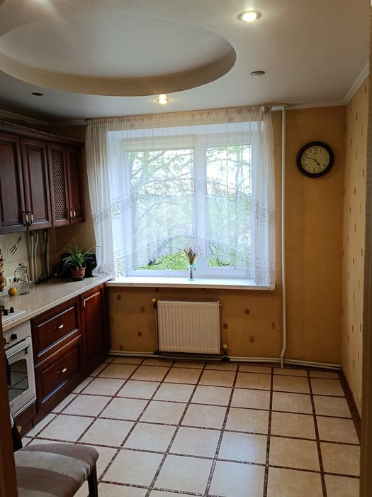 Продам квартиру 2кімнатна