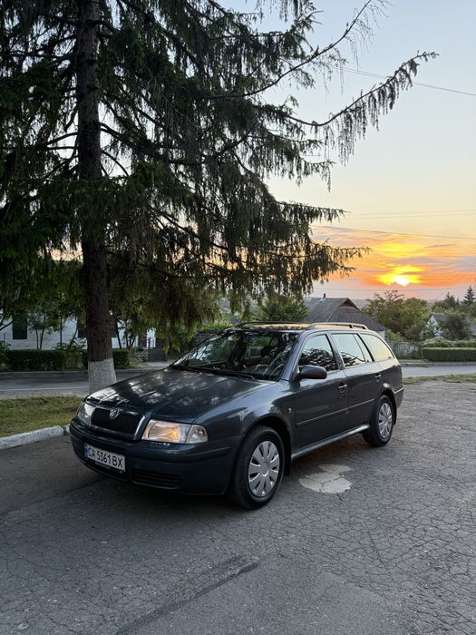 Skoda Octavia Tour 1.6 газ/бензин