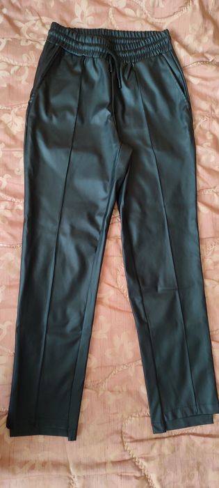 Брюки з екошкіри