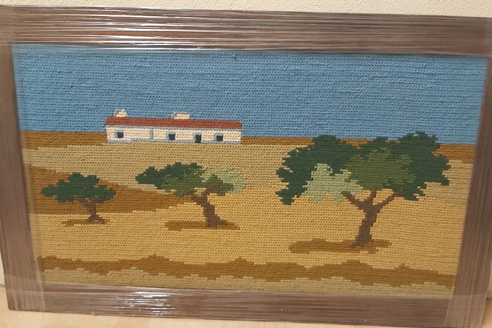 Quadro em tapeçaria de Arraiolos