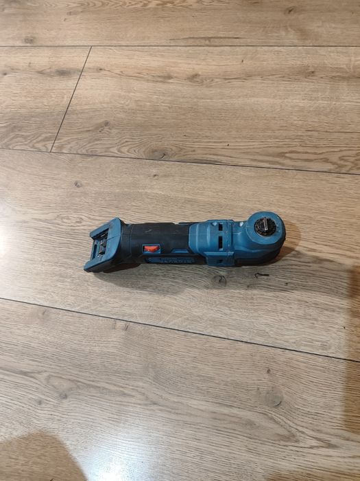 Multitool Erbauer 18v