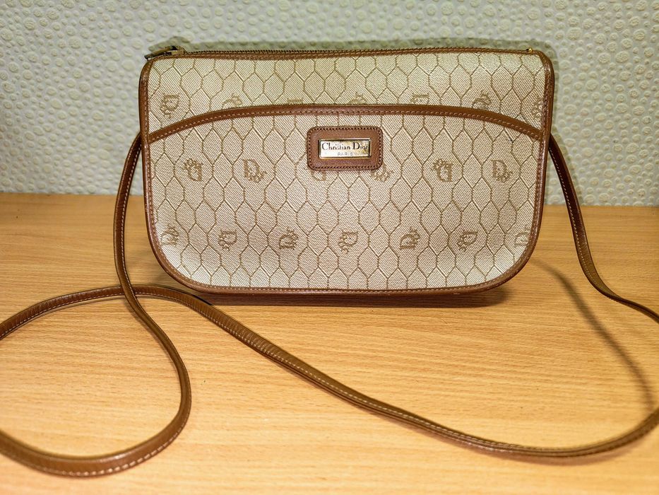 сумка Honeycomb Crossbody от Christian Dior