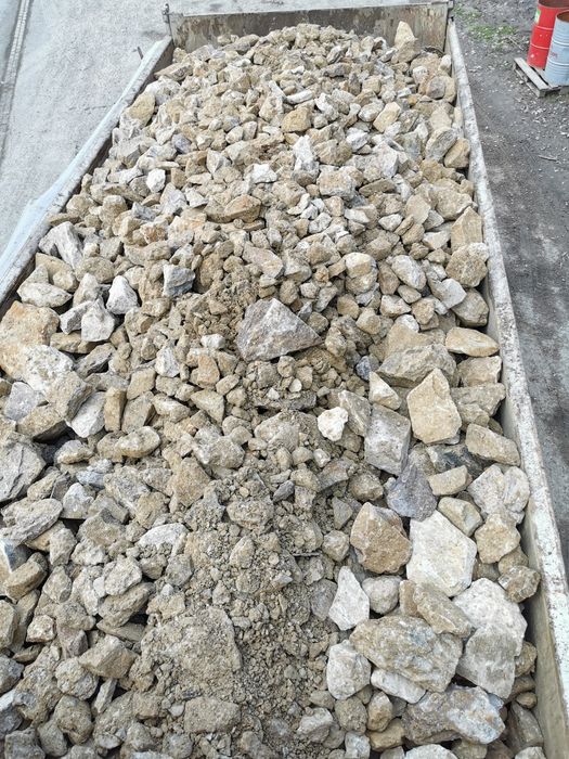 Kruszywo kamień piasek materiały sypkie