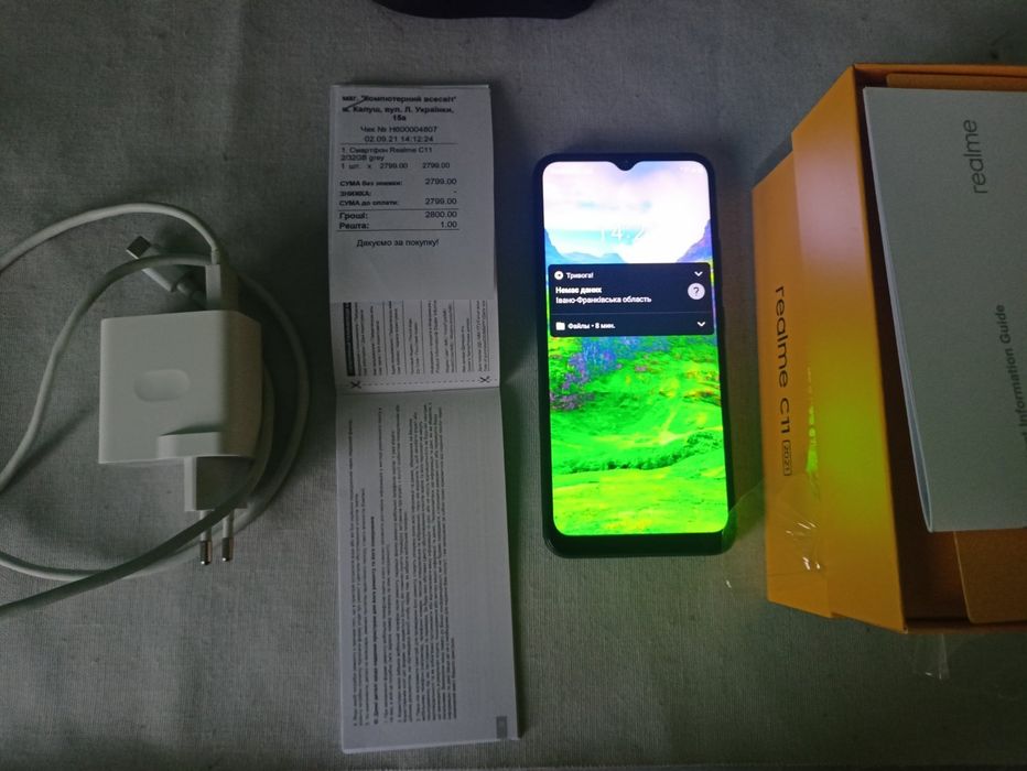 Смартфон /realme c11/