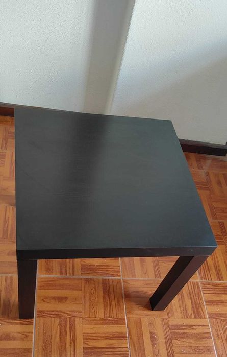 Mesa de centro em preto