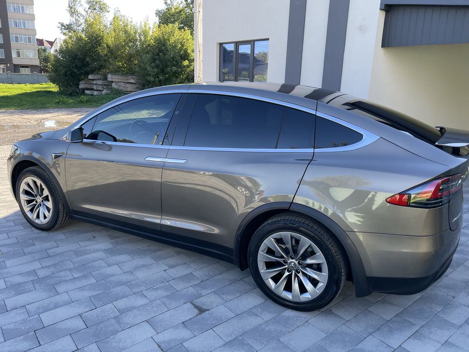 Продам Tesla X75D INTEL ATOM