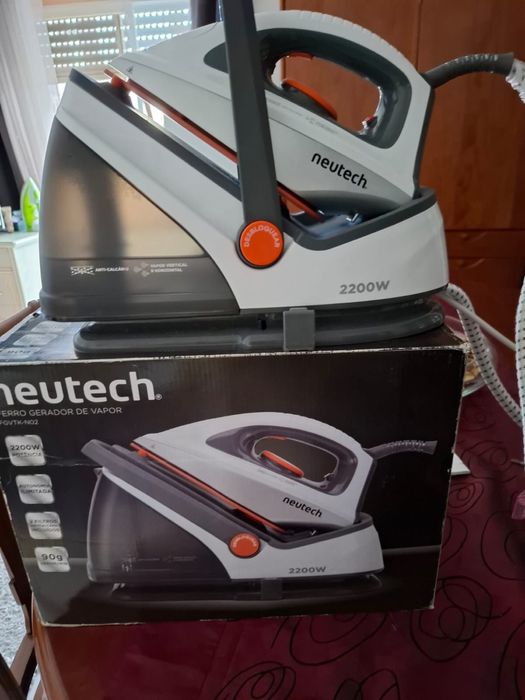 Steam Iron with Boiler64298734096131120