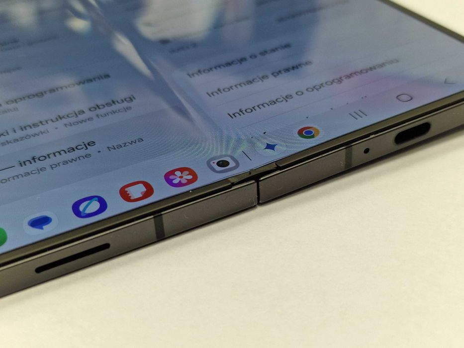 Samsung Galaxy Z Fold6/ 12GB/ 512GB/ Crafted Black/ Grade A + ładowarka/ Gwarancja