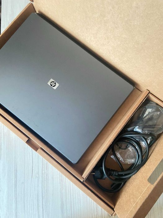 Продам ноутбук HP 530 | Тільки Windows XP/7 | З зарядкою та коробкою
