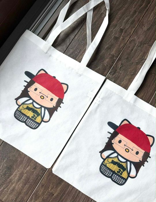 2 Torebki torby tote bag materiał non woven billie eilish hello kitty