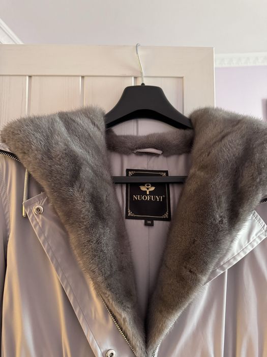 Жіноча зимова парка NUOFUYI з хутром норки,розмір 38