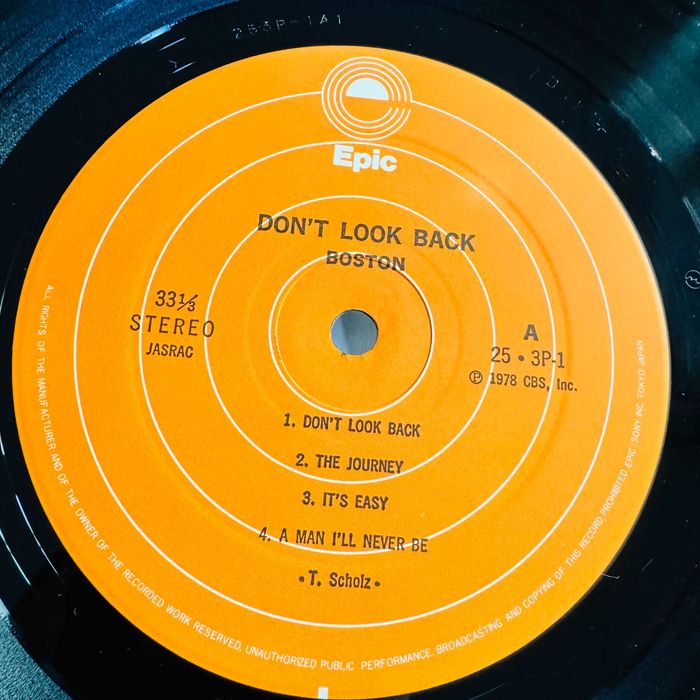 Boston	Don't Look Back	EX+/NM-	Japan Obi LP	1978	Epic