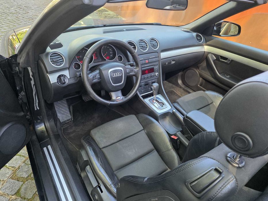 Audi A4 2.0 TDI S Line