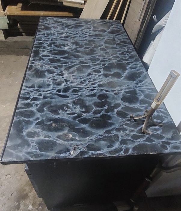 Biurko dużych rozmiarów