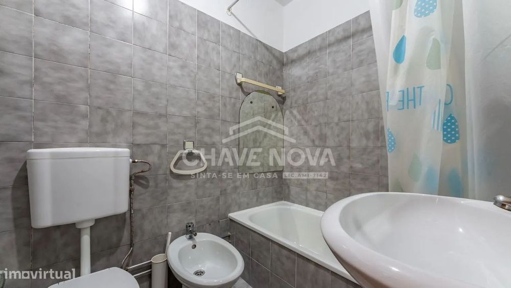 PS - Apartamento T3 na Rua das Mimosas, na Vila D´Este.