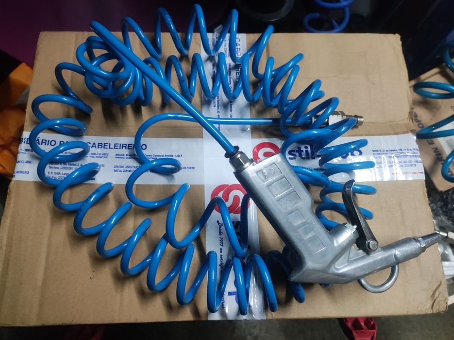 Mangueira espiral com pistola de ár comprimido