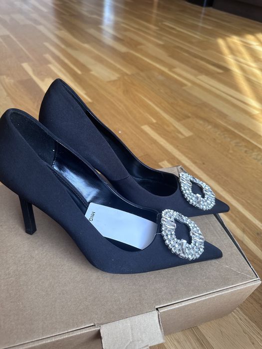 Шикарні туфлі Mango