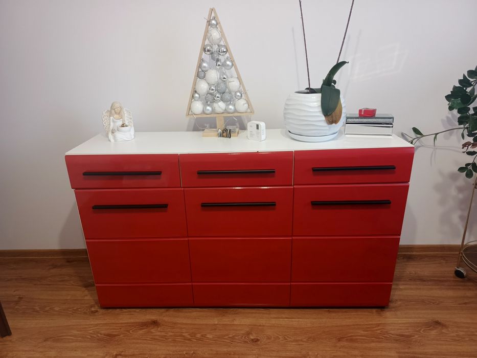 Komoda czerwona 150