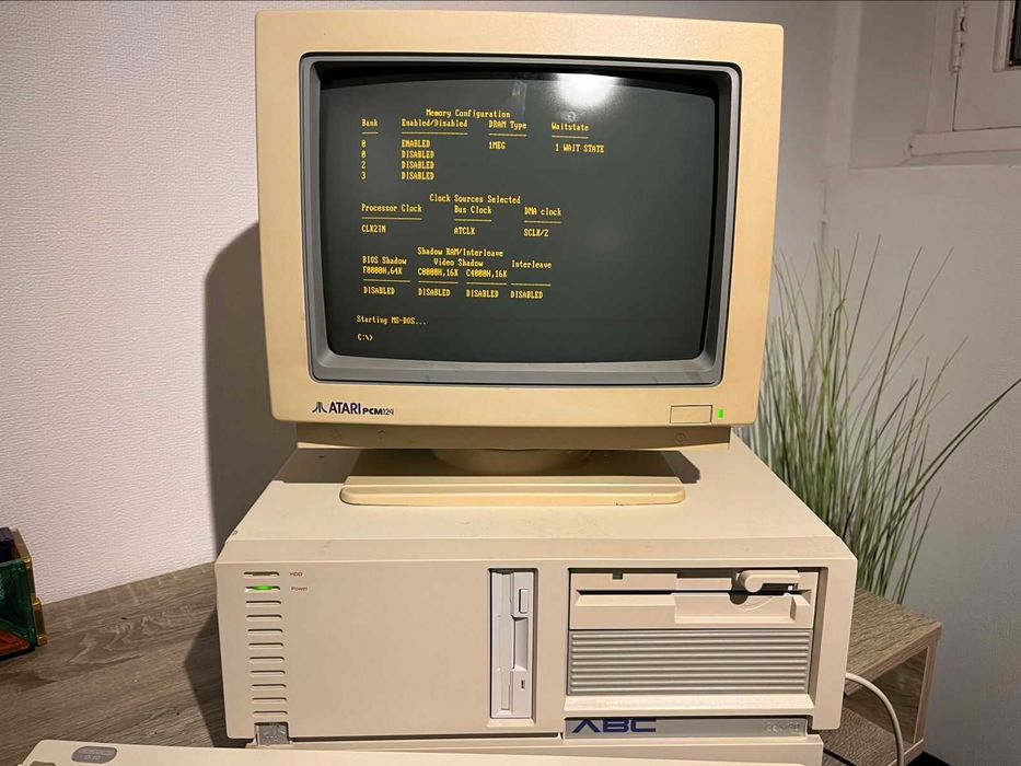 komputer Atari ABC 286/30 kompletny z klawiaturą i monitorem Atari PCM124