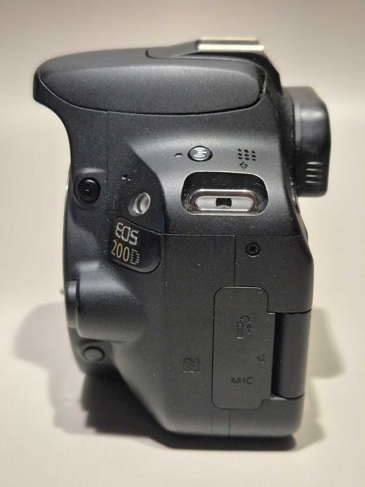 CANON DSLR 200D [Corpo] simples e versátil !