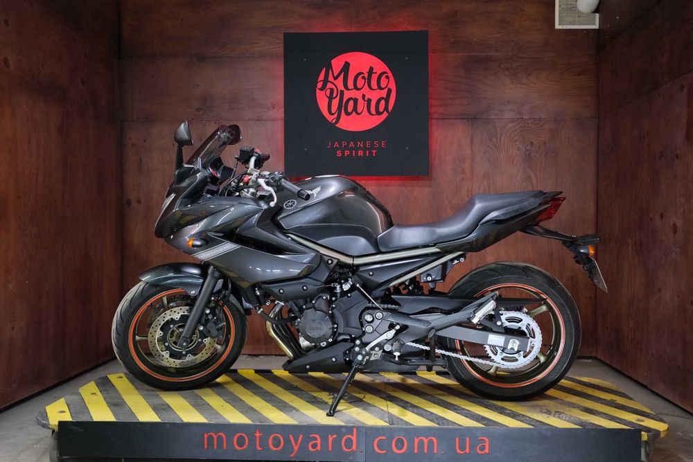 Yamaha XJ6 Diversion із Японії