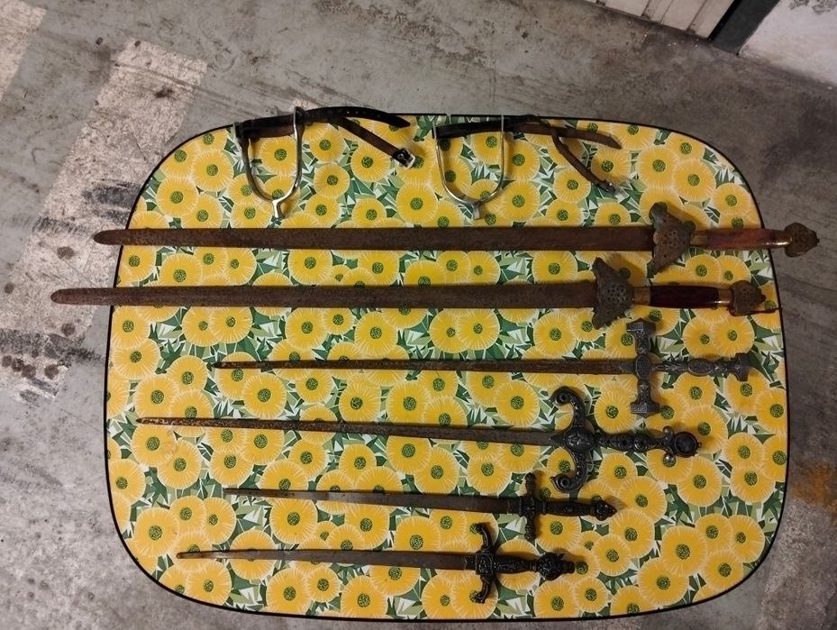 Conjunto Várias Peças em Metal