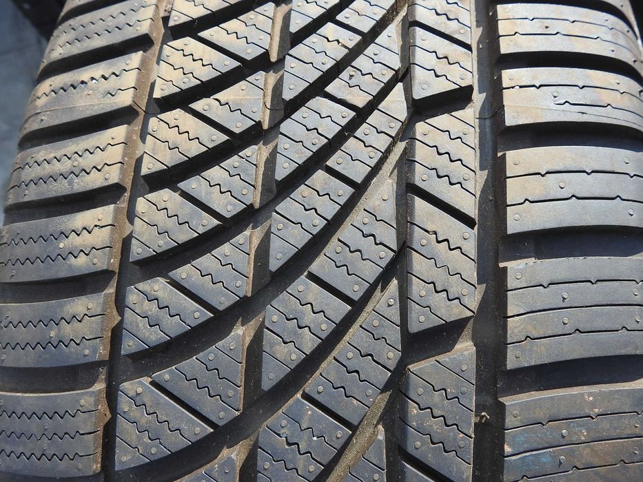 2x Norauto 4 Seasons 225/45r17 94W XL 8mm 23/21rok