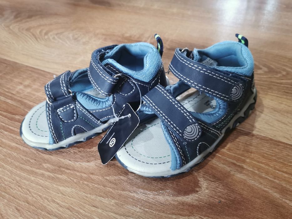 Sandały chłopięce 22 nowe