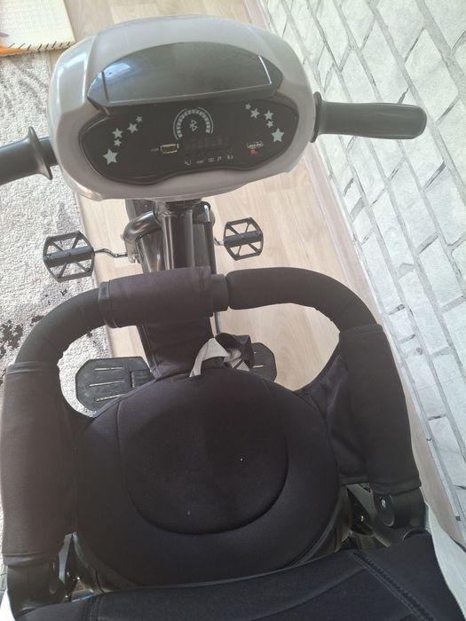 Продам 3 колесний велосипед з батьківською ручкою