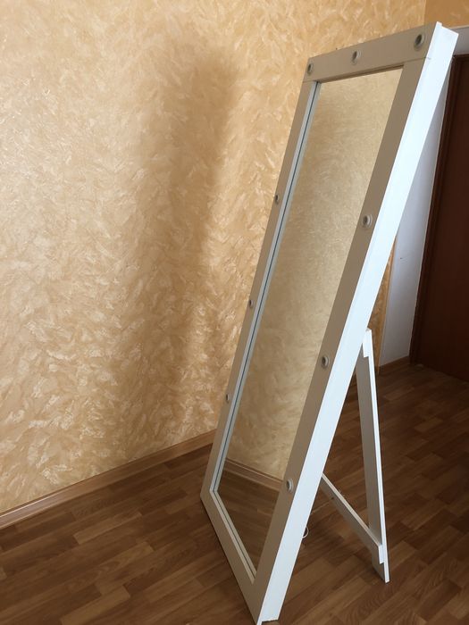 Збірка корпусних меблів шафи купе комоди ліжко