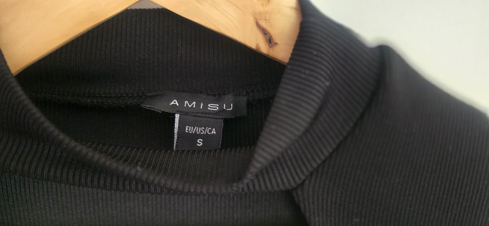 Bluzka S Amisu nowa bez metki