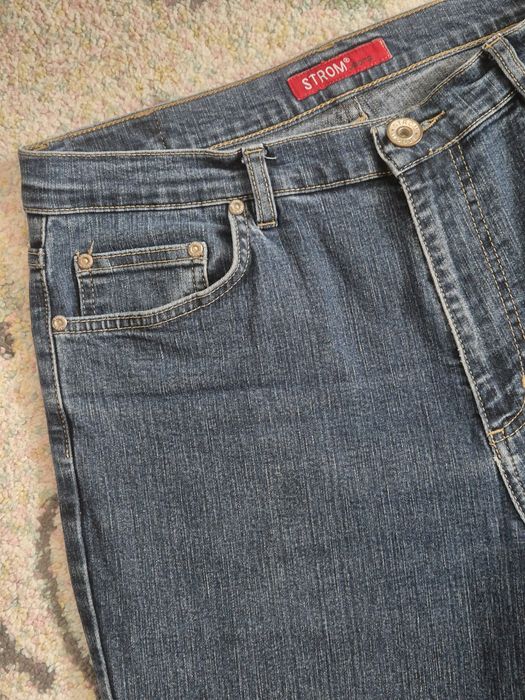 Jeansy z wysokim stanem