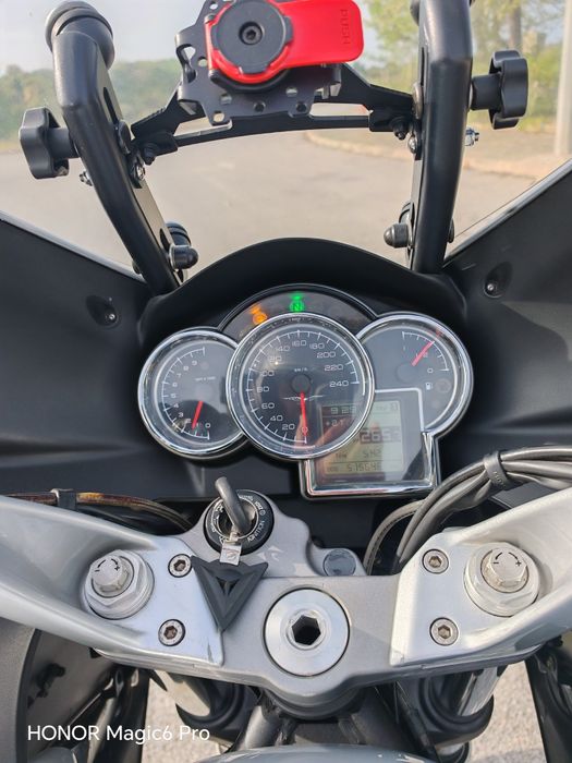 Moto Guzzi Norge 1200