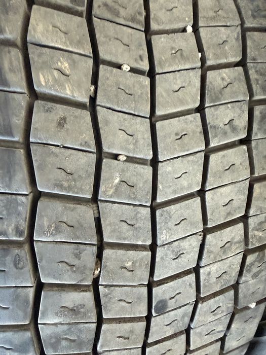 Продам резину 22.5/315/80