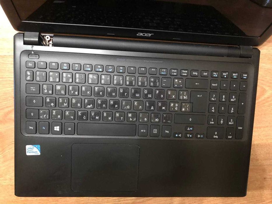 Acer Aspire V5-531 ( 15.6" / SSD 256GB / 8GB / Win 11 )