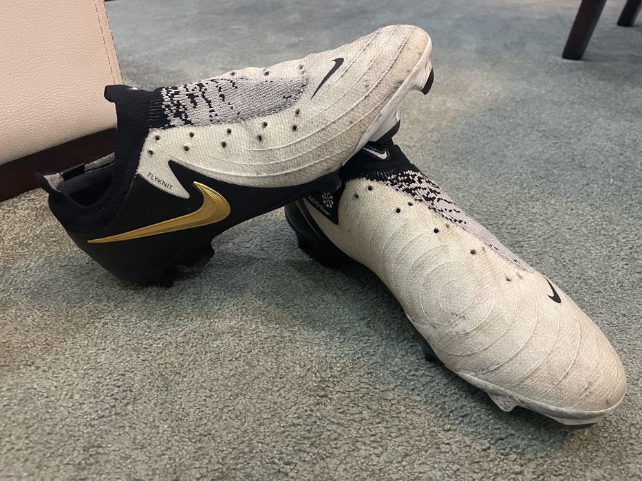 Chuteira Phantom GX linha 2