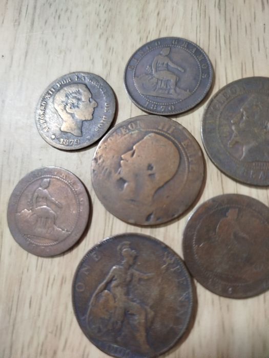 Moedas em cobre antigas