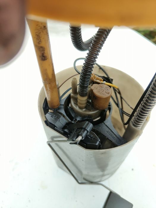 Bomba elétrica de combustível Volkswagen Golf 5