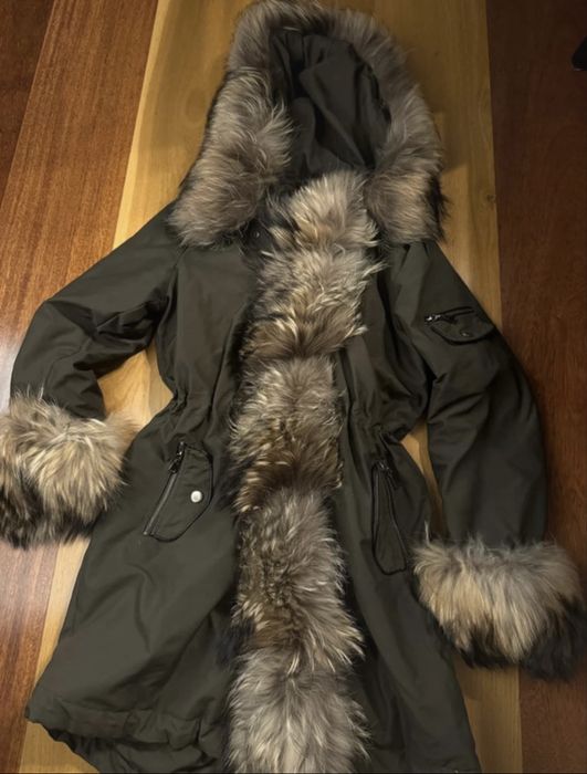 Parka obszyta jenotem