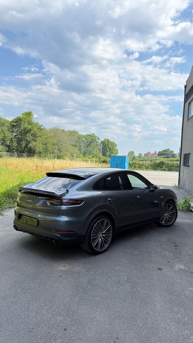 Porsche Cayenne S E-Hybrid