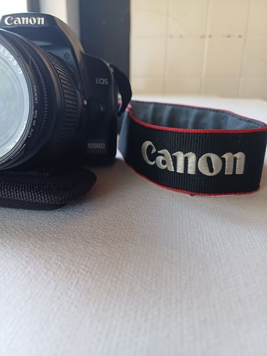Canon 1000D em ótimo estado