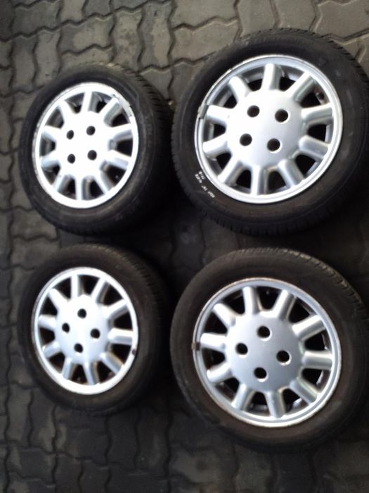 JANTES CITROEN R14 COM PNEUS 165/65 FURAÇÃO 4X108