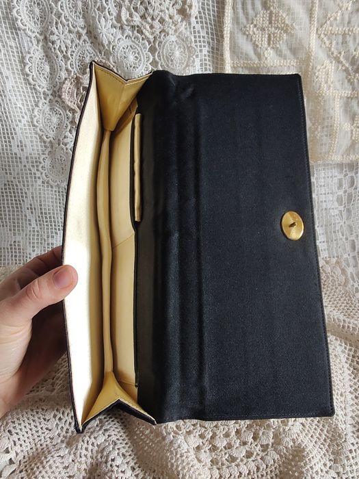 Kopertówka vintage czarna z kwiatową taśmą