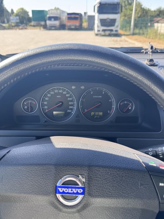 Продаж Volvo xc90