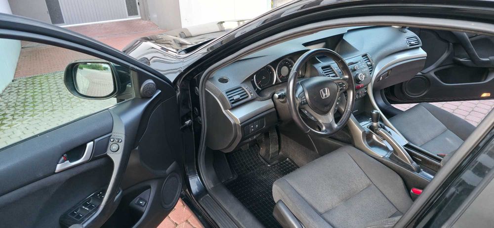 Honda Accord 2.0 Benzyna Polski Salon Niezwykle Zadbana Bez Razy