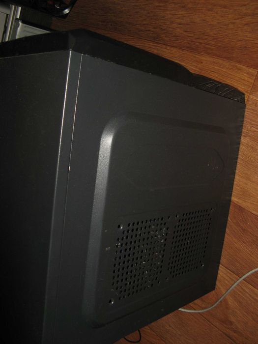 ПК 4 ядра/ 8Гб ОЗУ/ SSD 120Гб/ Radeon 5750 1Гб